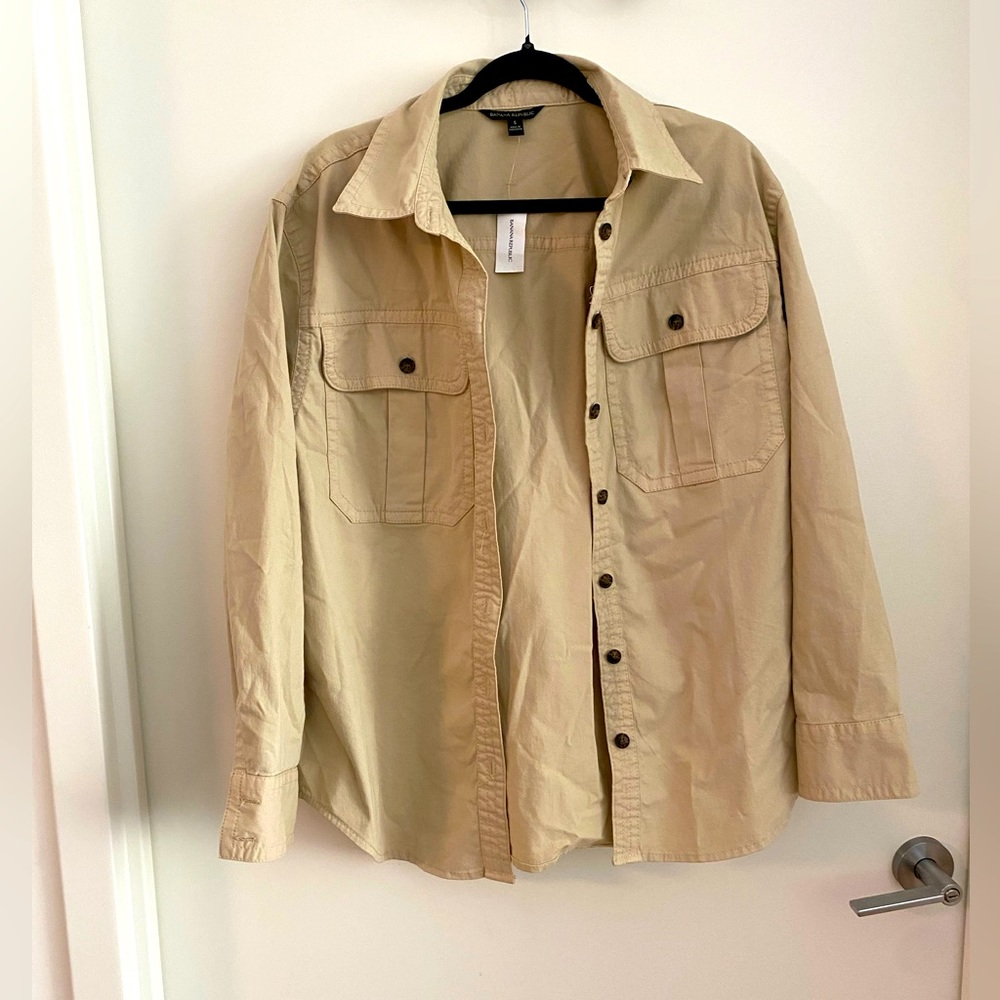 😍 BANANA REPUBLIC TAN UTILITY JACKET 😍
